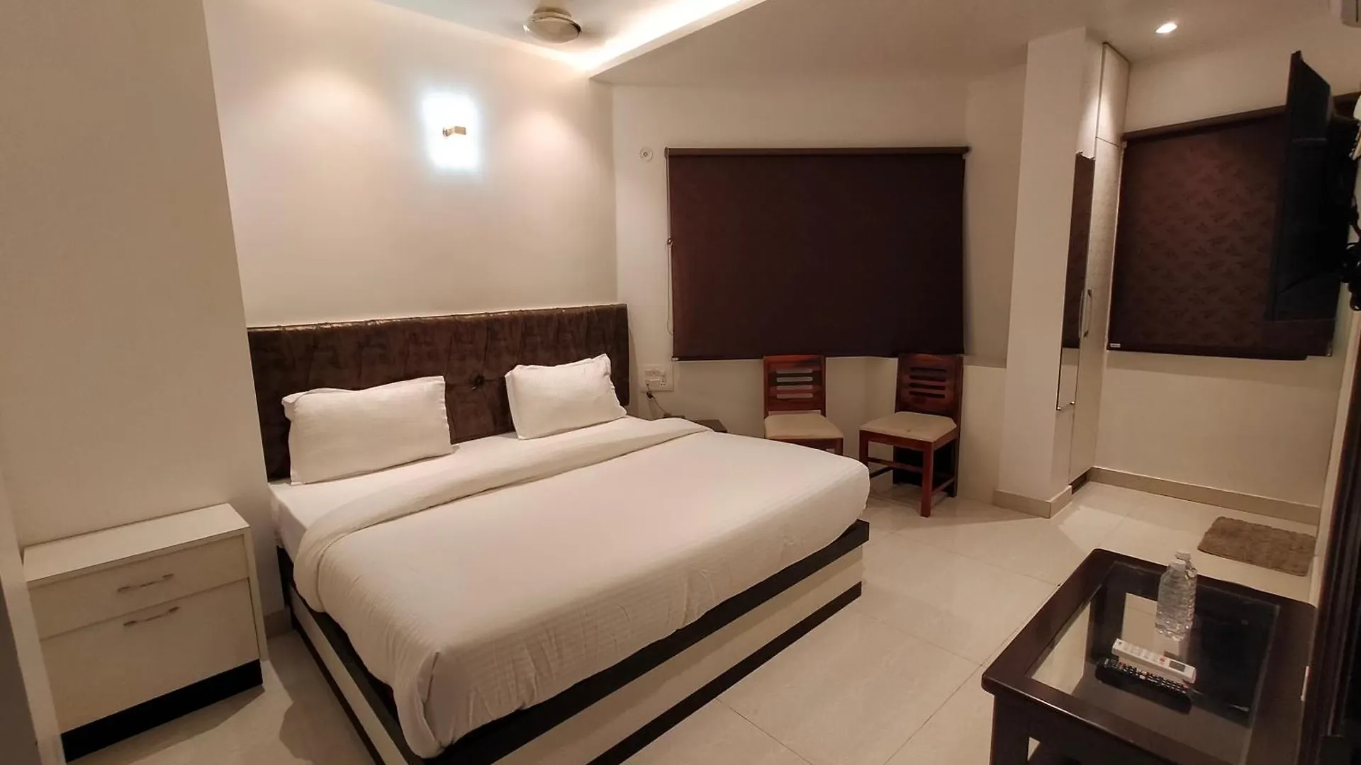 Hotel Temple View バラナシ